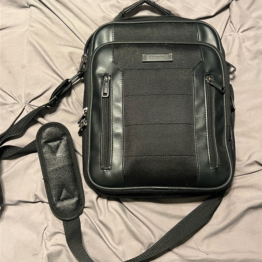 Kenneth Cole Reaction Black Laptop Bag